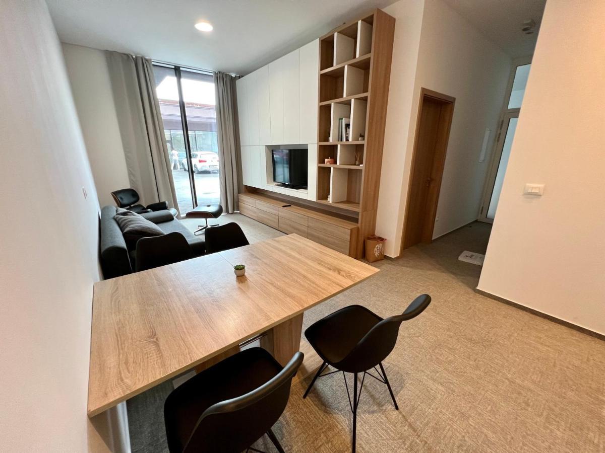 Diamant Pri Sejmu Mos Apartment